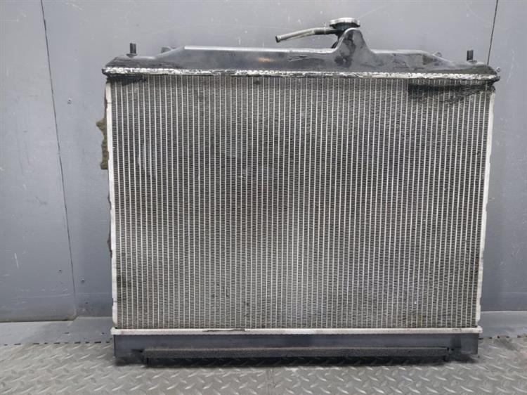 Радиатор основной Ниссан Серена в Северске 476433