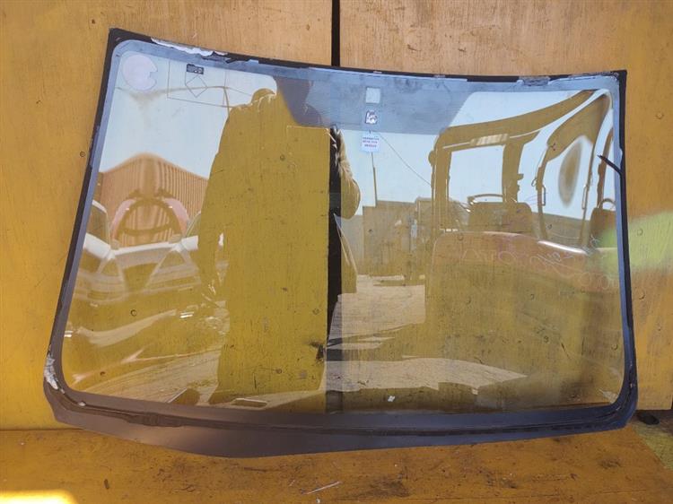 Лобовое стекло Тойота Аллион в Северске 47998
