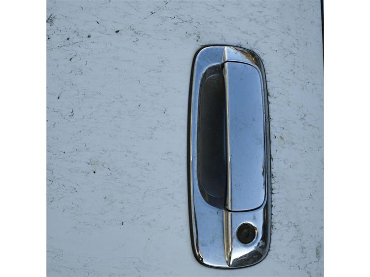 Дверь Тойота Краун в Северске 94144